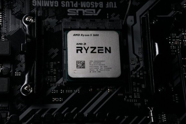 Global Chip shortage to Hurt Computer Firms During Festive SeasonT